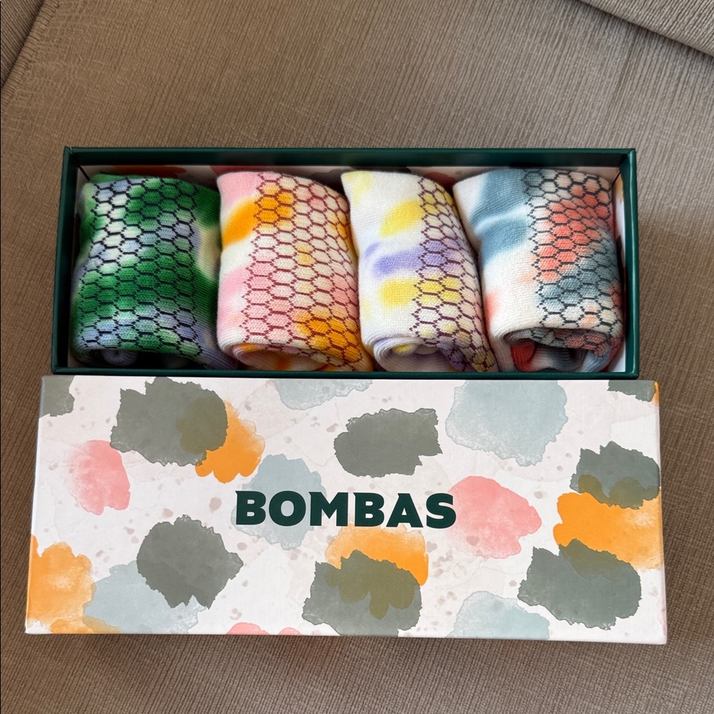 Women’s celebration ankle sock 4 pack - tie dye mix